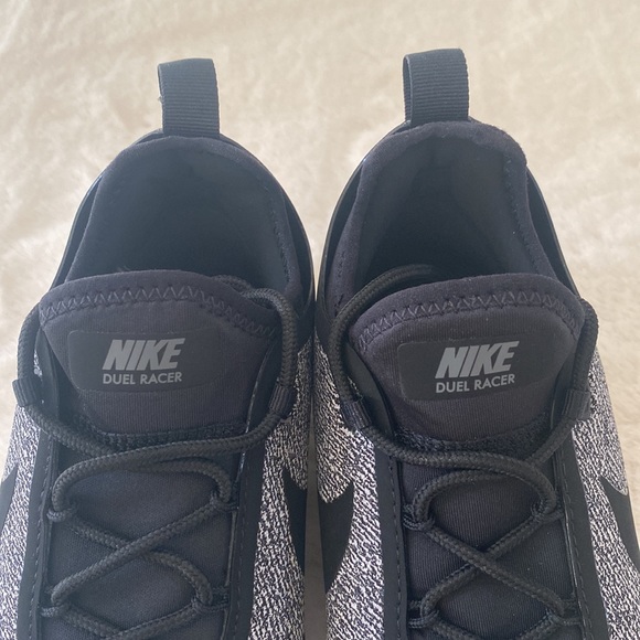 NWT NIKE Duel Racer Knit Womens Shoes - Picture 7 of 10
